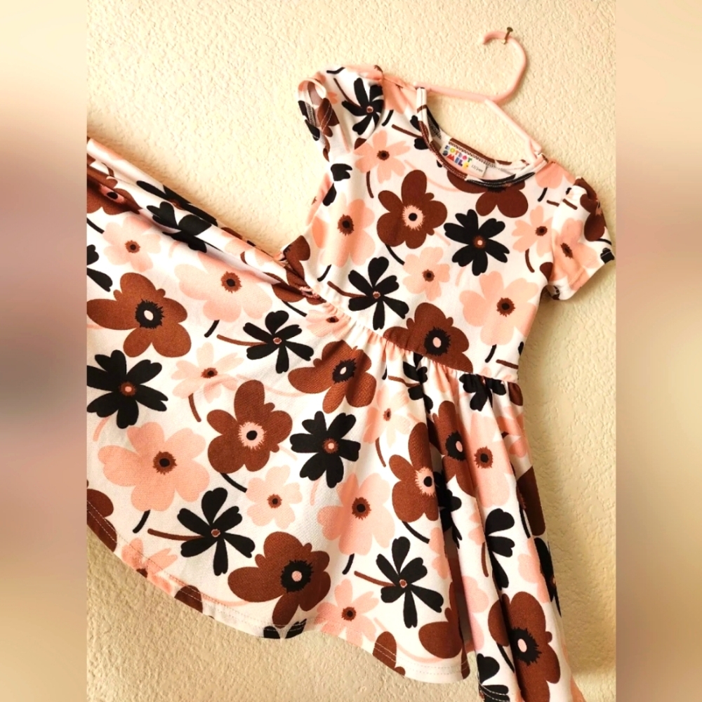 Toddler Girls Dot Dot Smile floral dress sz 12/24 months